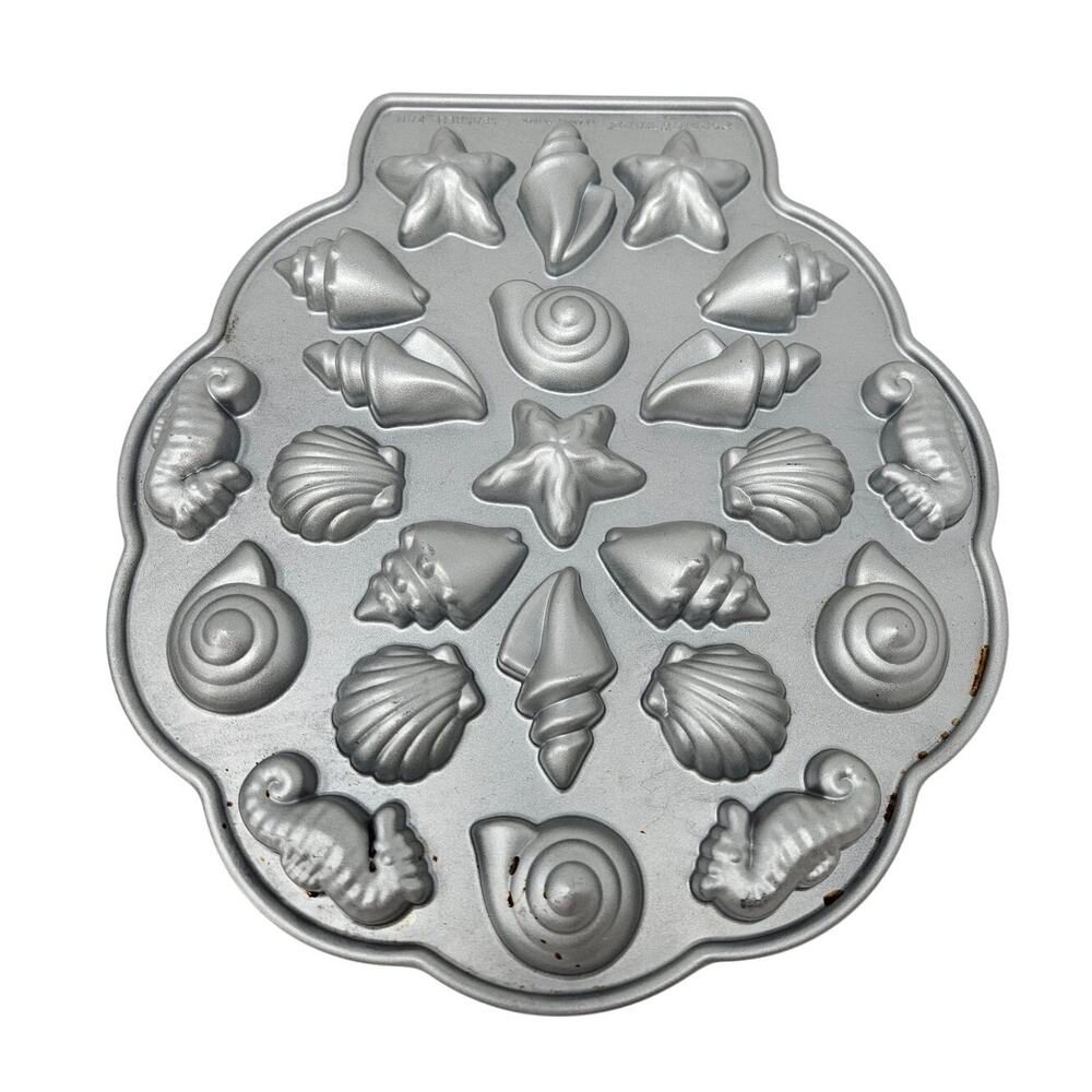 Nordic ware Seashell Pan Pastry Bread Cake Mold Baking Baker Beach 1.5 Cup